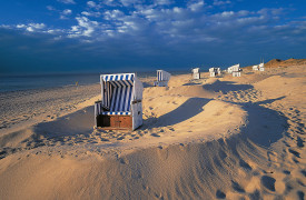 Sylt_Kampen_Buhne-16_Strandkorb-und-Sandburg